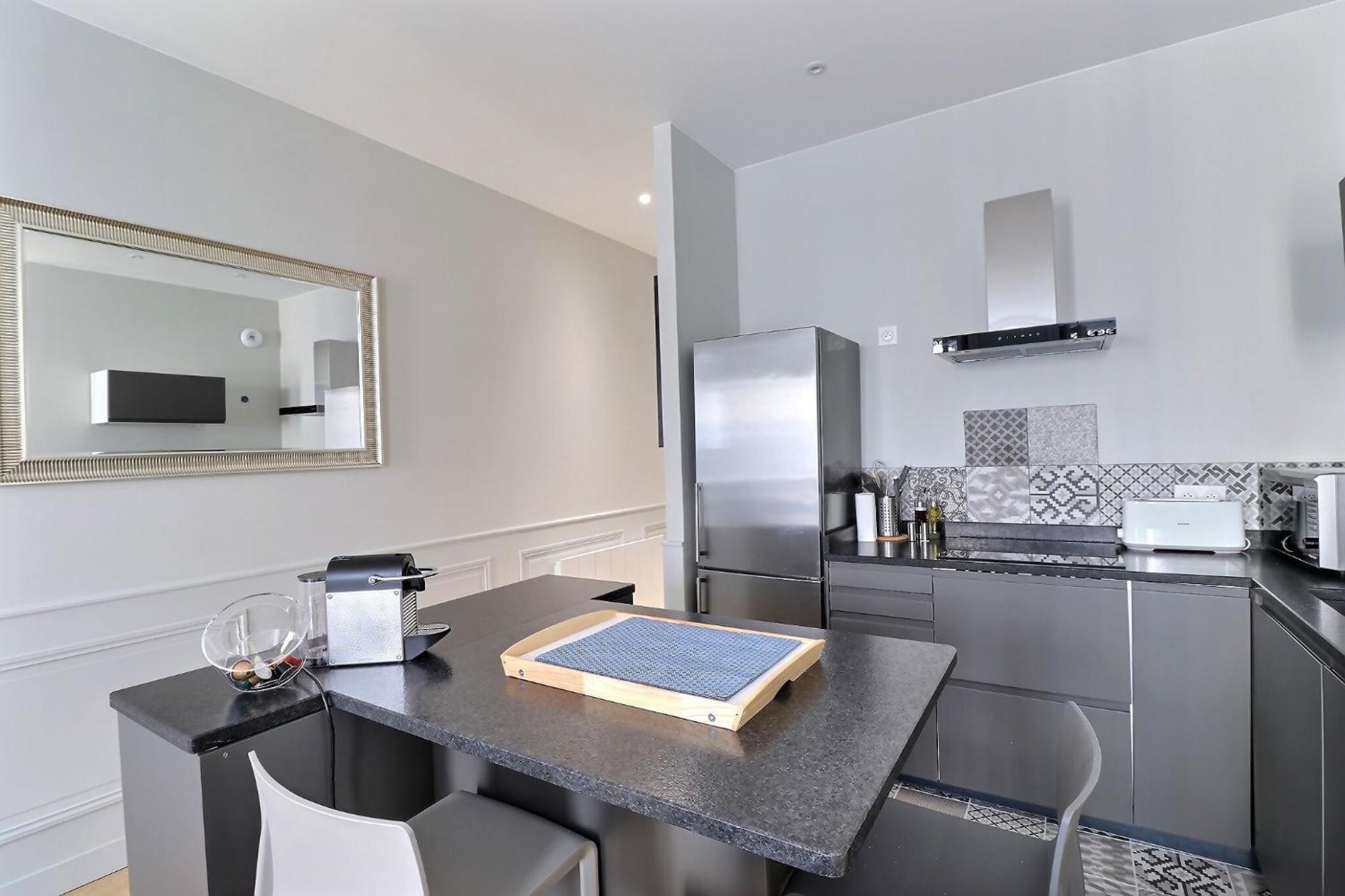 Appartement De Standing Pour 6 Refait A Neuf Lyon Exteriér fotografie