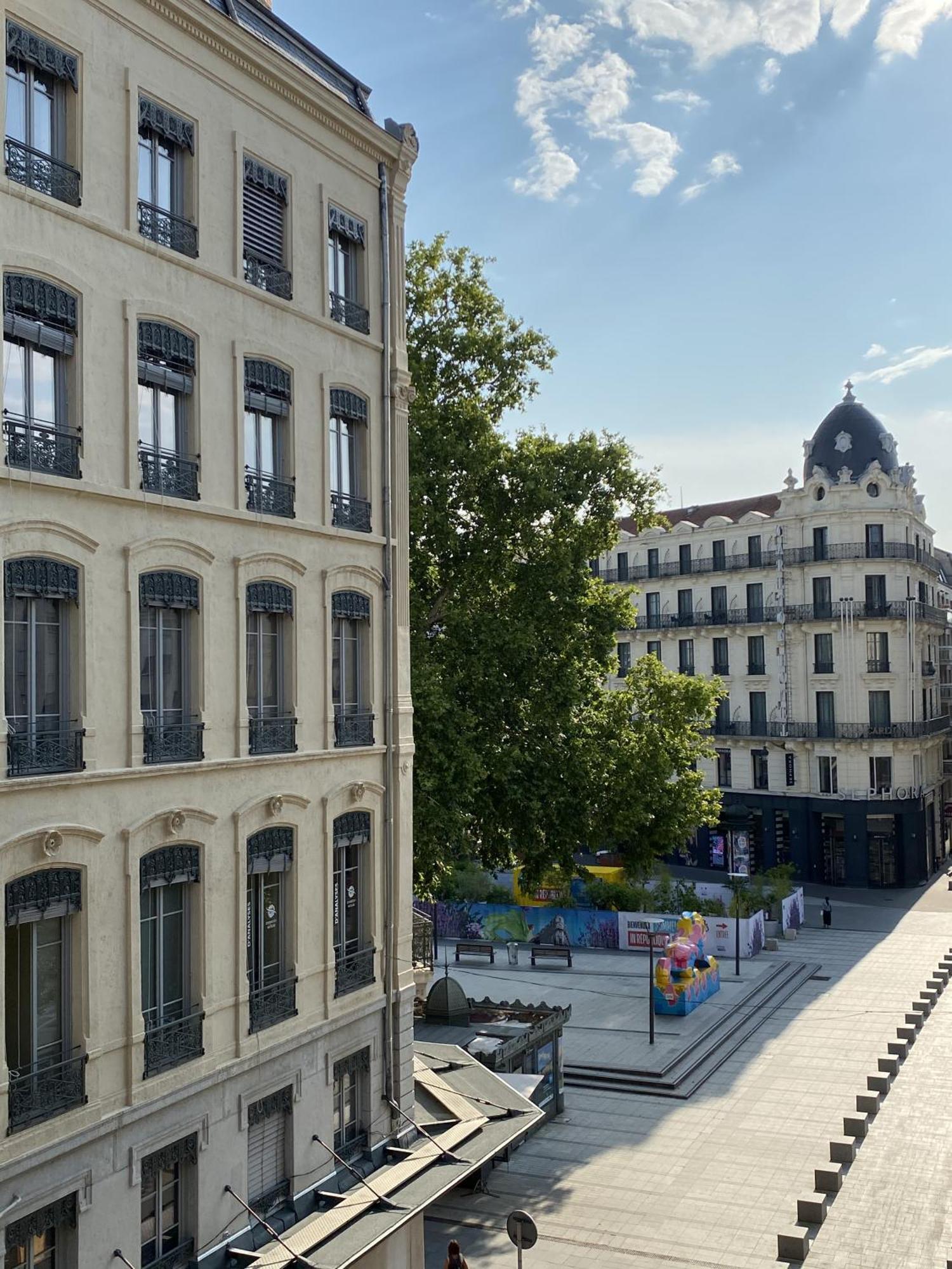 Appartement De Standing Pour 6 Refait A Neuf Lyon Exteriér fotografie